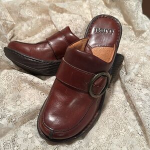 Born leather burgundy slip on clogs Like new condition Size 8
